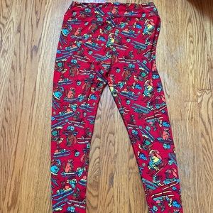 TC2 Lularoe squirrels and dogs on sleds pants. Great for maternity as well.